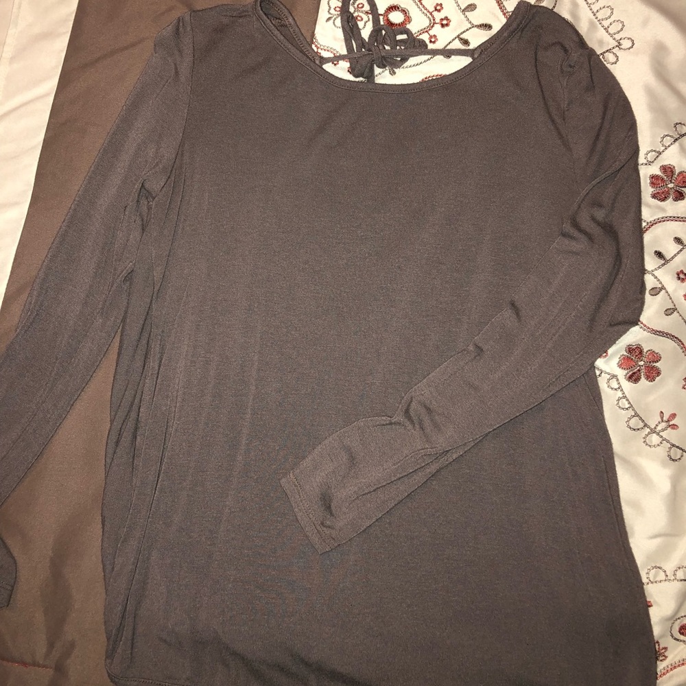 Open back Shirt - So flattering and sexy!